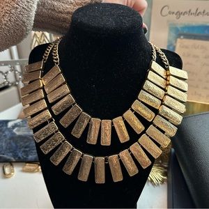 Statement necklace